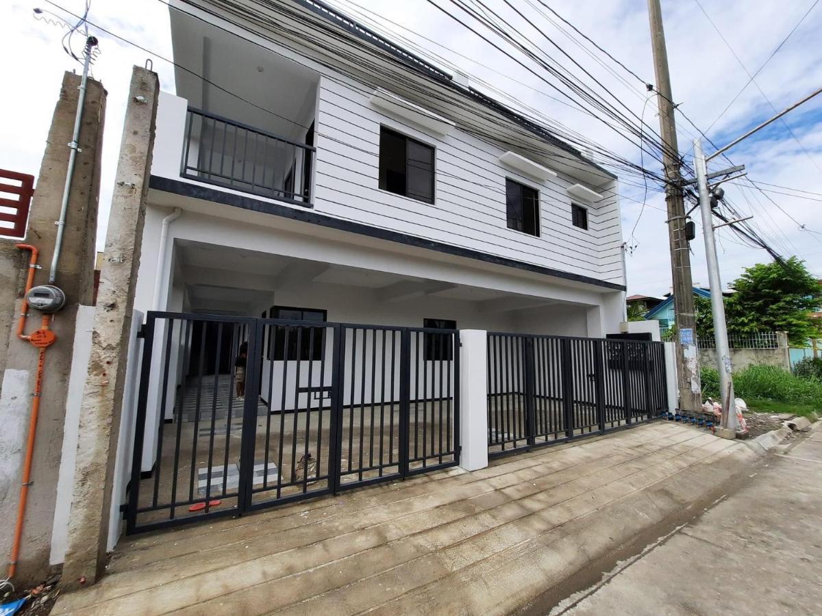 Casa Emerita Santa Rosa (Laguna)
